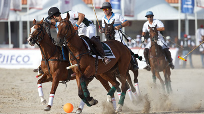 High-class action at the Dubai Julius Baer Beach Polo Cup