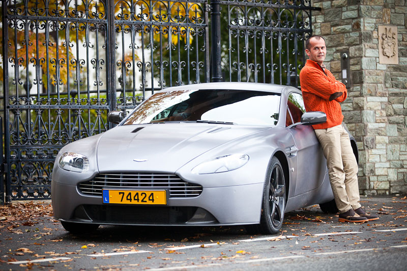 Philippe Britto Le's V8 Vantage