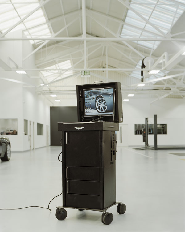 The high-tech diagnostics unit, which Vinnie Ryan uses to test Vanquishes and One-77s